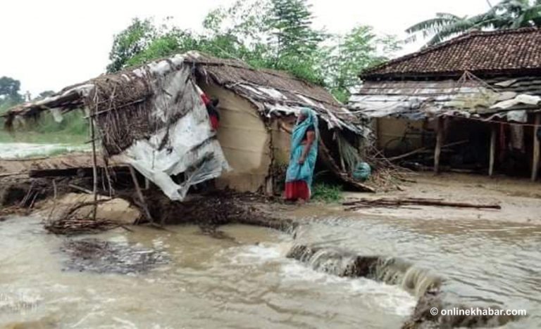 भारी वर्षाले पर्साका विभिन्न स्थानमा डुबान र कटान