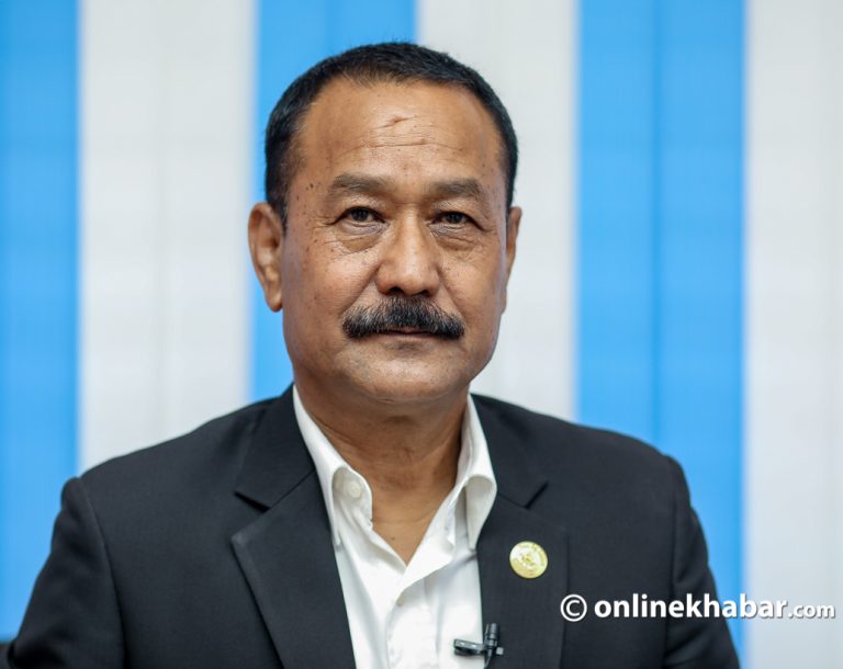 ‘मुख्यसचिवको पत्रले प्रधानमन्त्रीको पद गए के हुन्छ ?