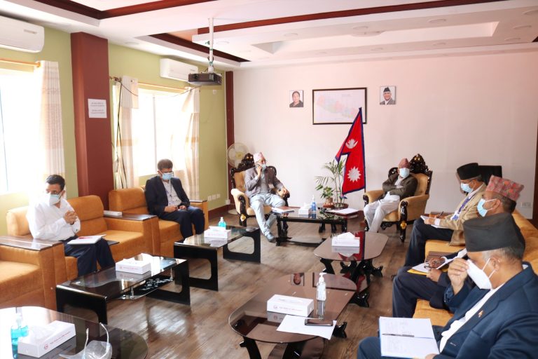 असार १ देखि विद्यार्थी भर्ना थाल्न शिक्षामन्त्रीको निर्देशन
