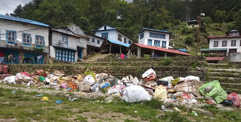 महिनौंदेखि फोहोर नउठ्दा सल्लेरी बजार क्षेत्रमा संक्रमणको त्रास