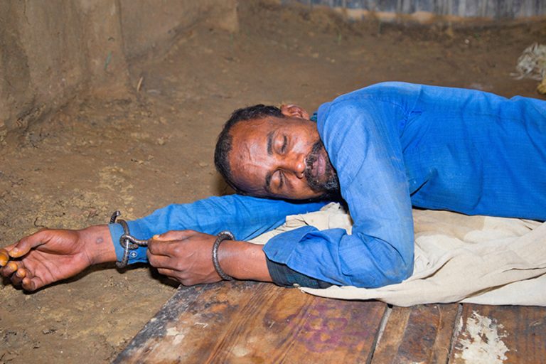 दुई महिनादेखि साङ्लोले बाँधिएका हृदयको उद्धार