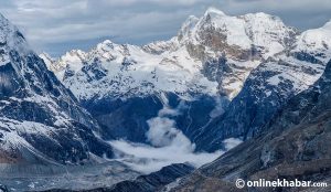 मकालु हिमाल आरोहण गर्ने क्रममा अमेरिकी नागरिकको मृत्यु