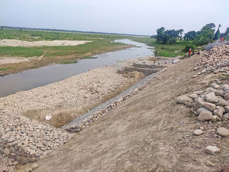रौतहटमा नदीमा नुहाउन गएका तीन बालबालिका बेपत्ता