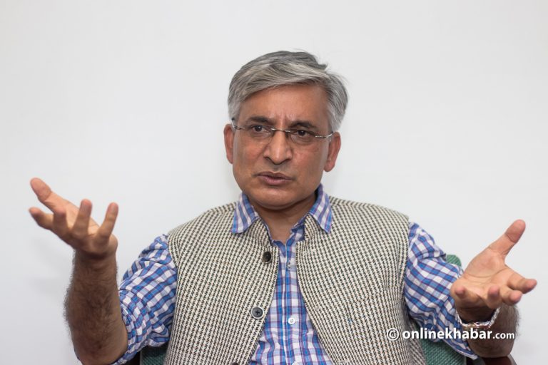 ‘दलभित्रको कचिंगलसँग लड्दै हिंडेको प्रधानमन्त्रीले यहाँभन्दा बढी कति नै गर्न सक्थ्यो र !’
