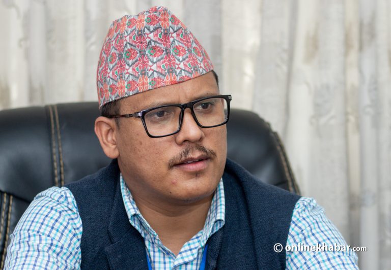 कर्णाली स्वास्थ्य विज्ञान प्रतिष्ठानका उपकुलपतिलाई कामकाजमा रोक नलगाउन अन्तरिम आदेश