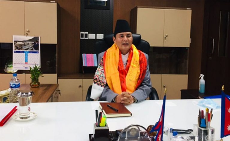 प्रधानमन्त्रीलाई महान्यायाधिवक्ताको आग्रह : न्यायालयको समस्याको निकास खोज्नुस्