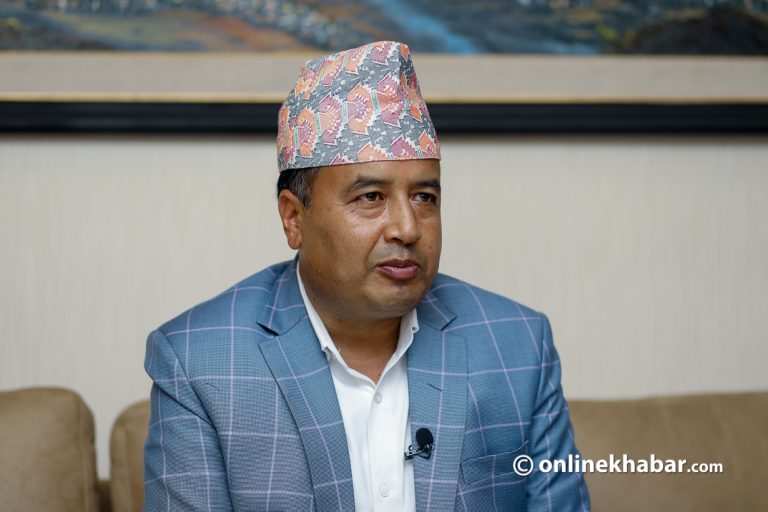 एमाले फुटाउन अध्यादेश ल्याए आगो बाल्छौं : महेश बस्नेत
