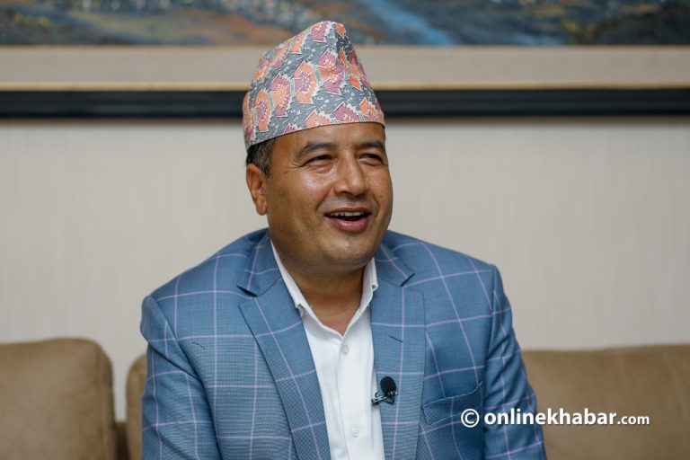 प्रधानमन्त्रीले भनेरै संघीयता र धर्मनिरपेक्षताबारे समीक्षा गर्ने प्रस्ताव राखेको हो ?