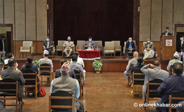 प्रतिनिधिसभा बैठकमा अनिवार्य उपस्थित हुन कांग्रेसको ह्वीप