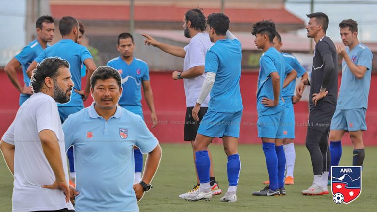 राष्ट्रिय फुटबल टिमको क्याम्पबाट १४ खेलाडी बाहिरिए