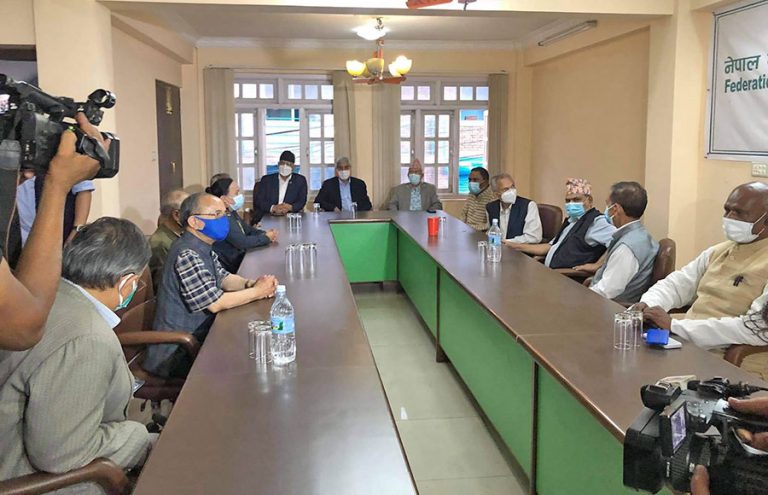 विपक्षी गठबन्धनबाट अलग हुने माधव नेपाल समूहको घोषणा