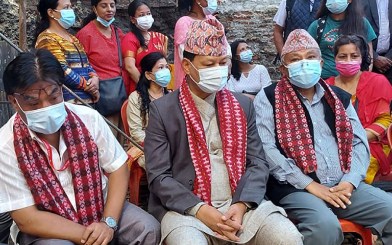 गगन र विश्वप्रकाशहरु दुलो पसिसक्नुभयो : विद्यासुन्दर शाक्य
