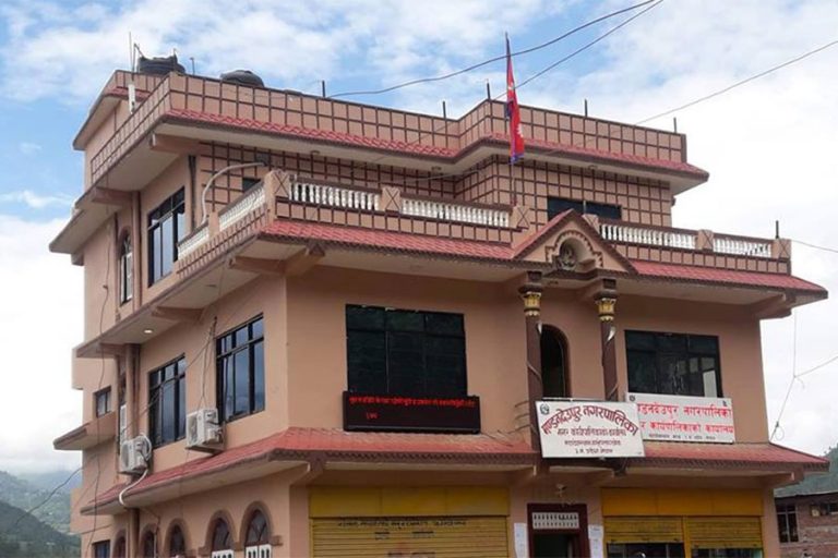 काभ्रेको मण्डनदेउपुरमा भौतिक उपस्थितिमै विद्यालय सञ्चालन