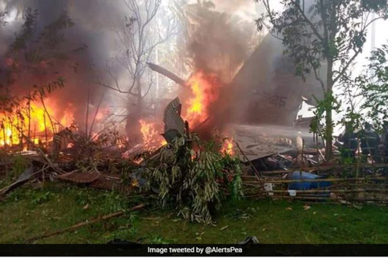 फिलिपिन्समा सेनाको विमान दुर्घटना, १७ जनाको मृत्यु