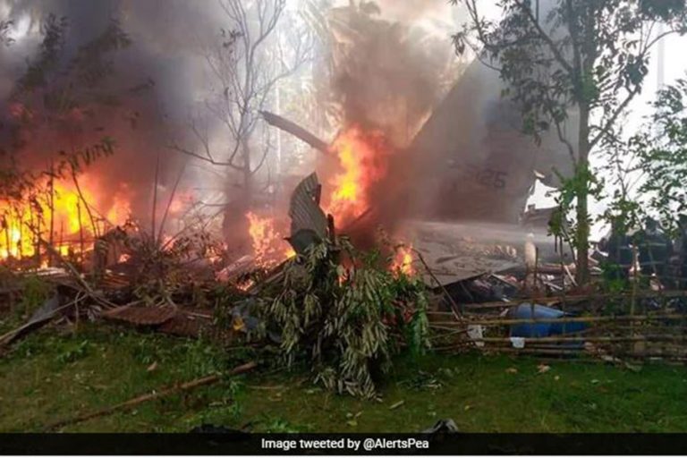 फिलिपिन्समा सेनाको विमान दुर्घटना, १७ जनाको मृत्यु