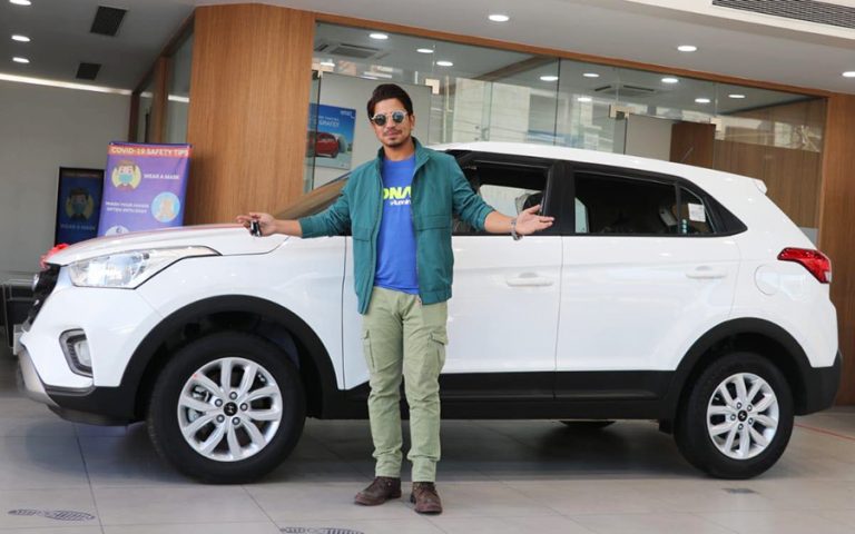 ४९ लाखमा कार किनेपछि प्रकाश भन्छन् : कलाकार भएर पनि कार चढ्न सकिन्छ है