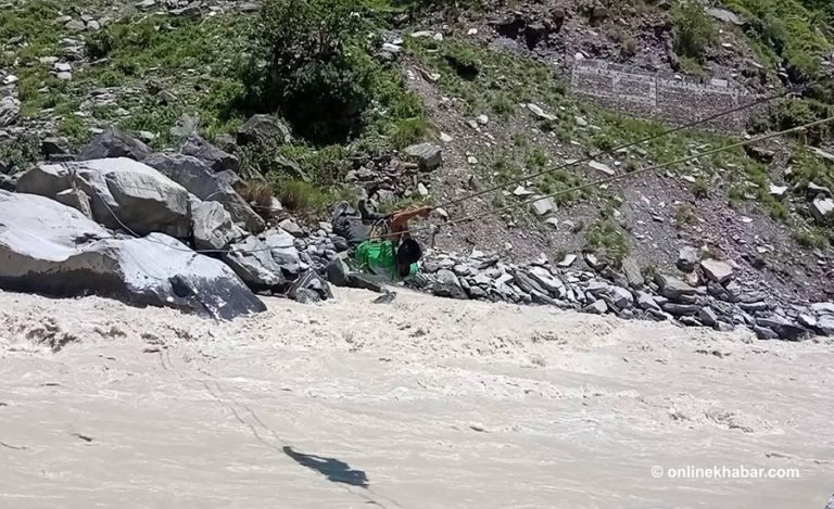 महाकालीमा तुइन बन्द भएपछि दार्चुलाको व्यासमा खाद्यान्न संकट