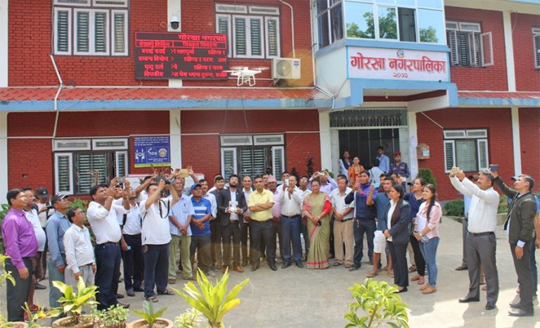 गोरखा नगरपालिकाले १५ लाखमा किनेको ड्रोन स्टोरमै थन्कियो