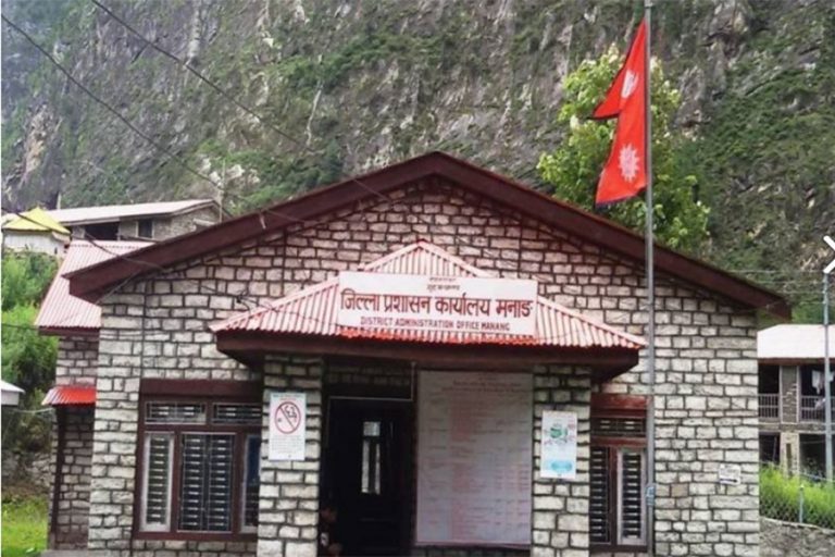 मनाङका आधा दर्जन सरकारी कार्यालयहरु प्रमुखविहीन