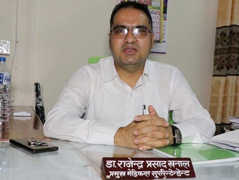जाँदाजाँदै लुम्बिनी सरकारले हटायो प्रादेशिक अस्पतालका प्रमुख