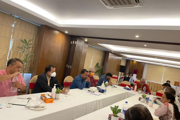 युवाहरुलाई समेटेर महाधिवेशनमा टीम बनाउँछु : शशांक कोइराला