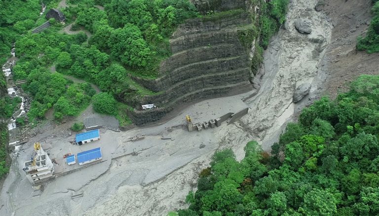 मेलम्चीबारे प्रधानमन्त्रीलाई ब्रिफिङ- अब आयोजना एक्लैले सक्दैन