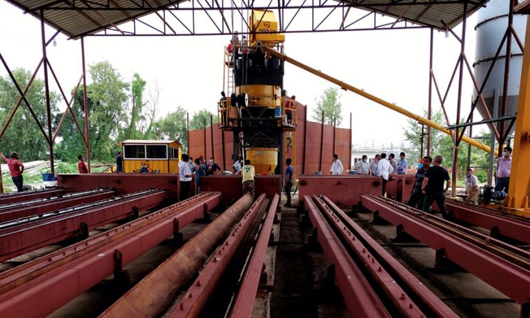 विद्युत प्राधिकरणले मोरङबाट थाल्यो कंक्रिट पोलको उत्पादन