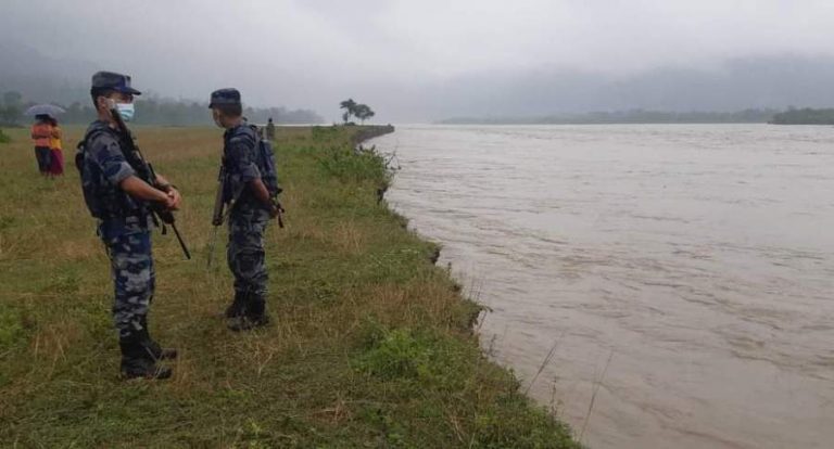 सप्तकोशीमा ठूलो बाढी, उदयपुरको तल्लो क्षेत्र जोखिममा
