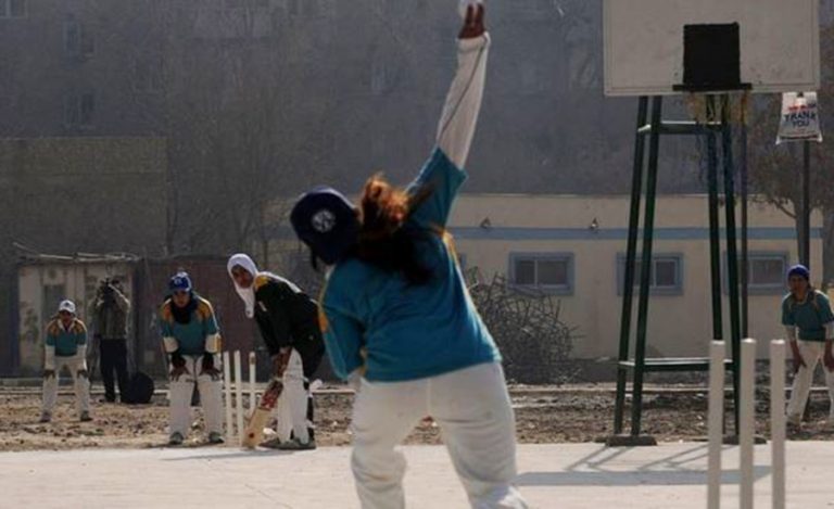 तालिबानले कब्जा जमाएपछि लुकेर बस्दैछन् अफगान महिला क्रिकेट खेलाडी