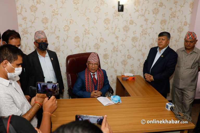 यो हप्ताभित्र मन्त्रिपरिषद्लाई पूर्णता : माधव नेपाल