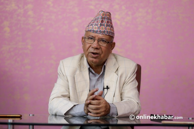कुनै शक्ति राष्ट्रको पक्षमा उभिन्नौं : माधव नेपाल