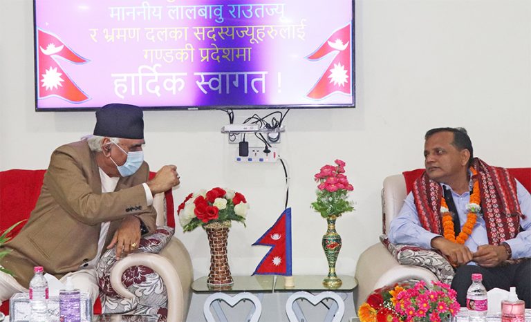 गण्डकी र प्रदेश २ का मुख्यमन्त्रीबीच भेट : केन्द्रीकृत मानसिकताविरुद्ध मिलेर लडौं