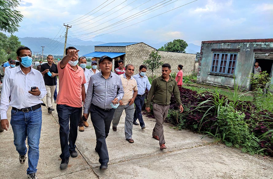 हेटौंडा-ढल्केबर-इनरुवा ४०० केभी प्रसारणलाइन बनाउन जताततै अवरोध