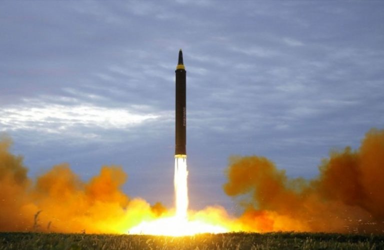 उत्तर कोरियाद्वारा मिसाइल प्रक्षेपण