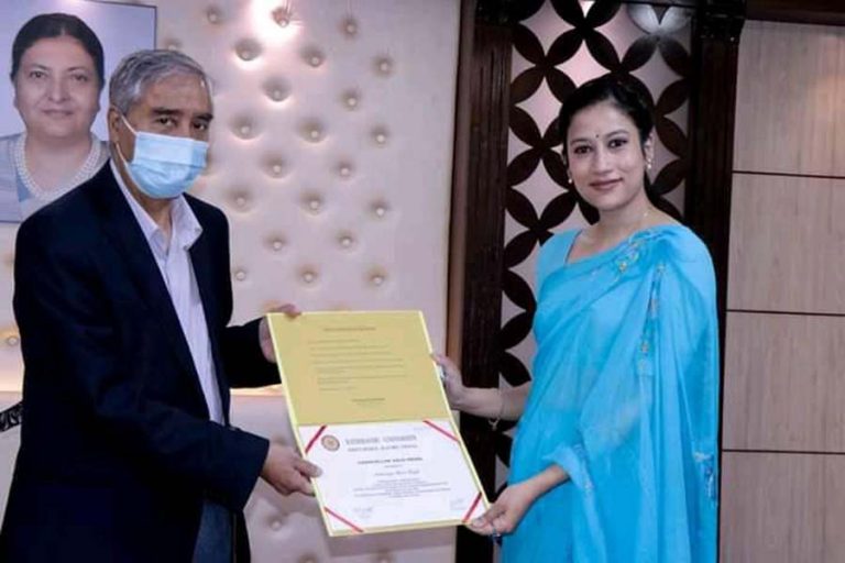 ऐश्वर्या रानी सिंहलाई केयूको ‘चान्सलर स्वर्ण पदक’