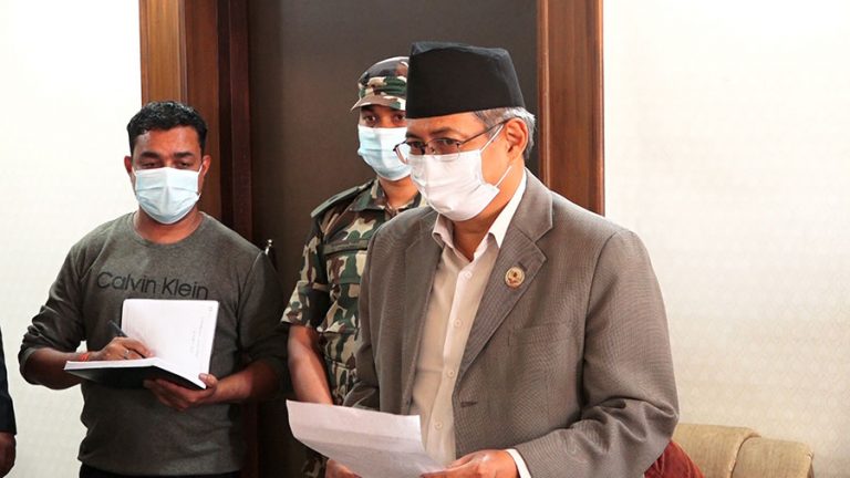 बाँकेका घटनाका दोषीमाथि कडा कारबाही हुन्छ : गृहमन्त्री खाण