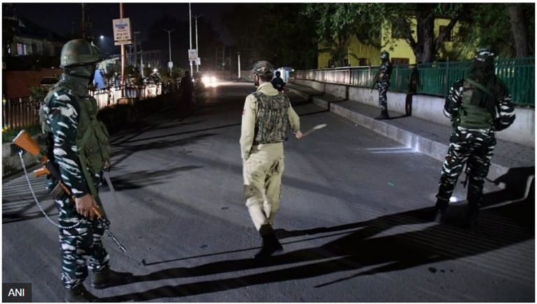 जम्मु–कश्मीरमा एक सातादेखि भुठभेड जारी, ९ सैनिकसहित २२ जना मारिए