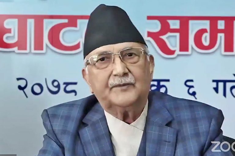 घनश्‍यामलाई ओलीको जवाफ : पार्टीभित्र चिठीको क्षेप्यास्त्र प्रहार गर्न आवश्यक छैन