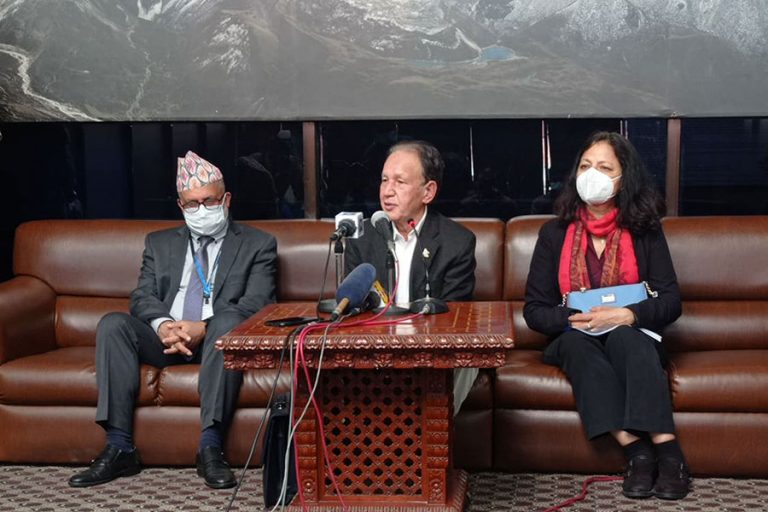 ‘नाम’ को उच्चस्तरीय बैठकमा सहभगी भएर स्वदेश फर्किए परराष्ट्रमन्त्री