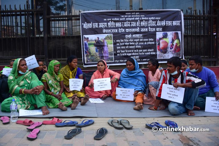 न्याय खोज्दै आएको नेपालगञ्जको टोली र सरकारबीच वार्ता