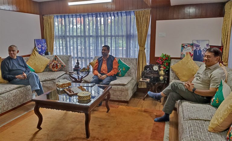 शशांक र प्रकाशमान विमलेन्द्रको निवासमा