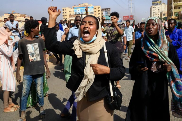 सुडानी सेनाले प्रदर्शनकारीमाथि गोली चलायो, ७ जनाको मृत्यु