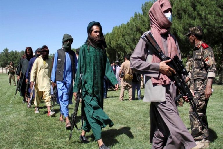 तालिबान लडाकु र सशस्त्र समूहबीच भिडन्त, सात बालबालिकासहित १७ जना मारिए