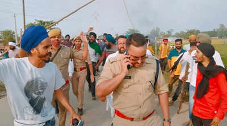 भारतमा मन्त्रीको भ्रमणलाई लिएर हिंसा, ८ जनाको मृत्यु
