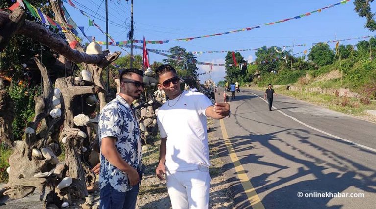 एकाएक भाइरल भएको ठोरीको यो सडक
