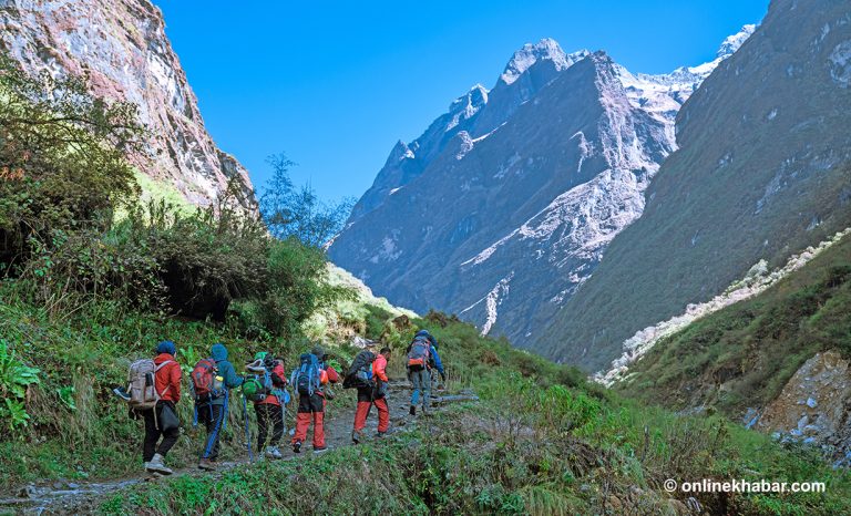 विदेशी पर्यटकलाई विनागाइड पदयात्रामा जान प्रतिबन्ध