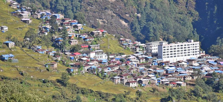 सीमामा पुगेर चीनलाई नियाल्दा जे देखियो …