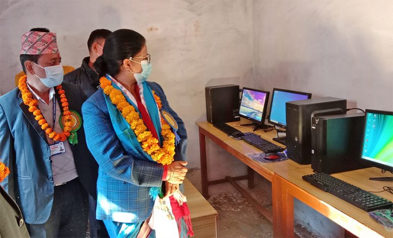 डोटीमा कैदीबन्दीहरुलाई कम्प्युटर तालिम