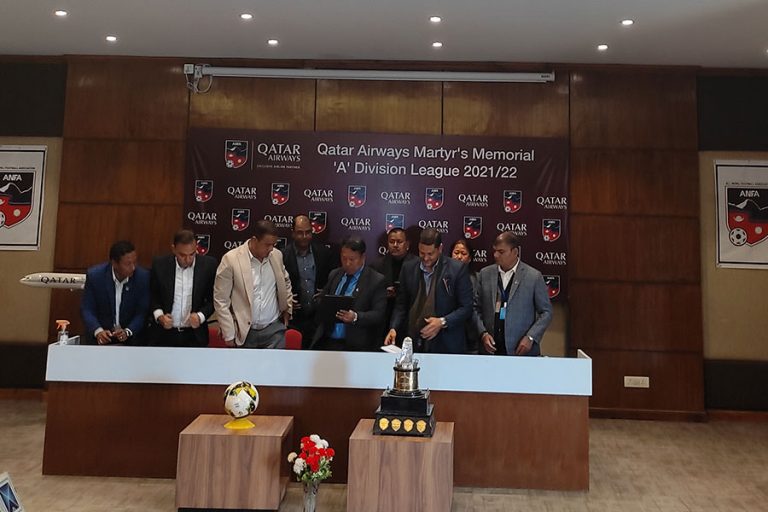 ए डिभिजन लिगको मुख्य प्रायोजकमा कतार एअरवेजसँग सम्झौता नवीकरण