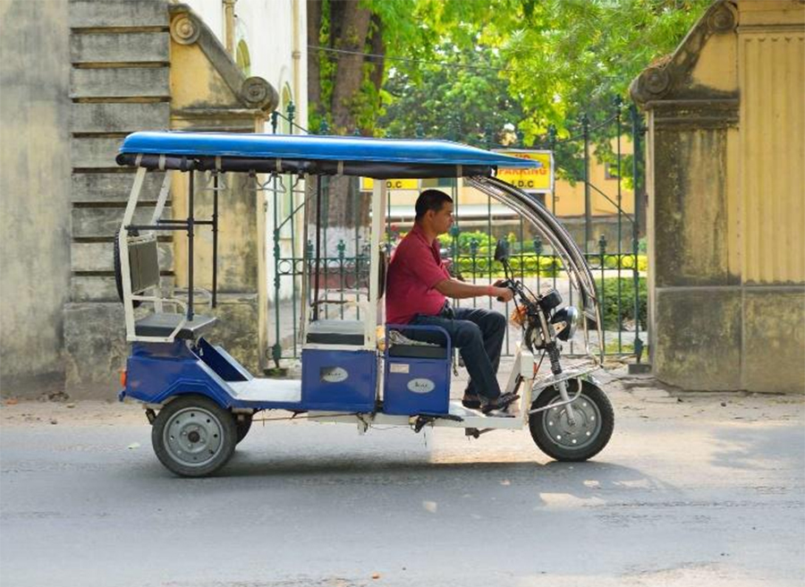 यात्रुसँग सामान्य ज्ञानको परीक्षा लिने रिक्सा चालक, सही उत्तर दिएमा भाडा तिर्न नपर्ने